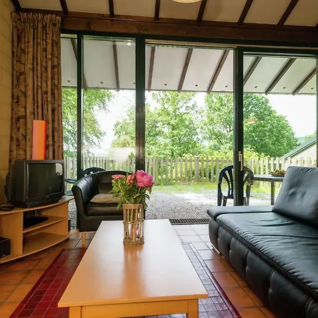 Quaint Holiday In With Garden